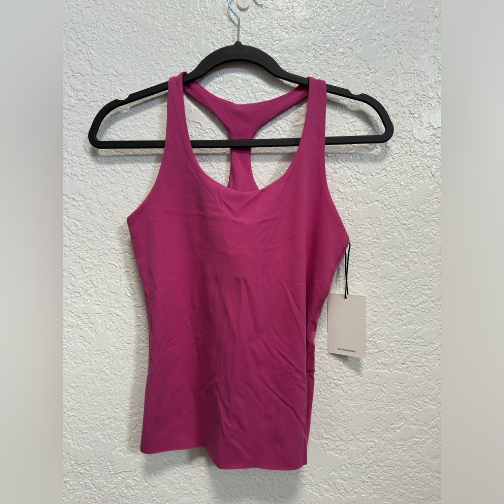 NWT stylerunner top- Size S- color: pink